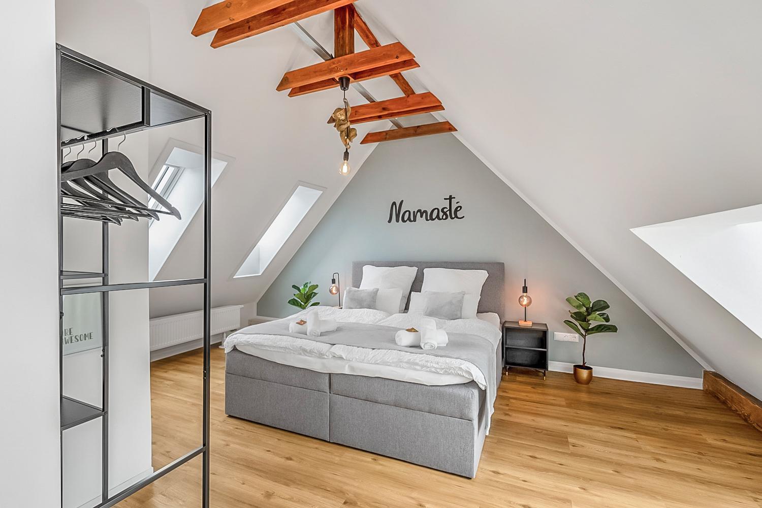 Namaste Homes - Ferienwohnung Mit Dachterrasse Бад-Виндсхайм Экстерьер фото