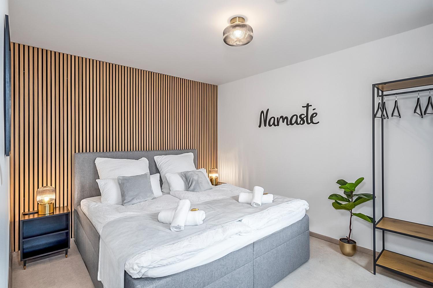Namaste Homes - Ferienwohnung Mit Dachterrasse Бад-Виндсхайм Экстерьер фото